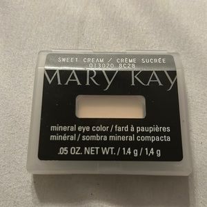 Mary Kay Mineral Eye Color Eyeshadow - Sweet Cream